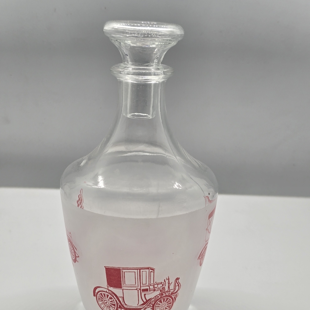 Vintage Glass Decanter with Pink Car Design - Picture 4 of 4